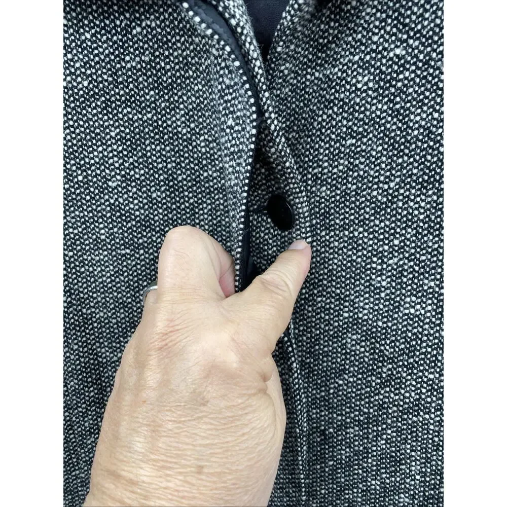 Vintage Eddie Bauer Wool Blend Plaid Jacket Lined Button Front Womens Size XS